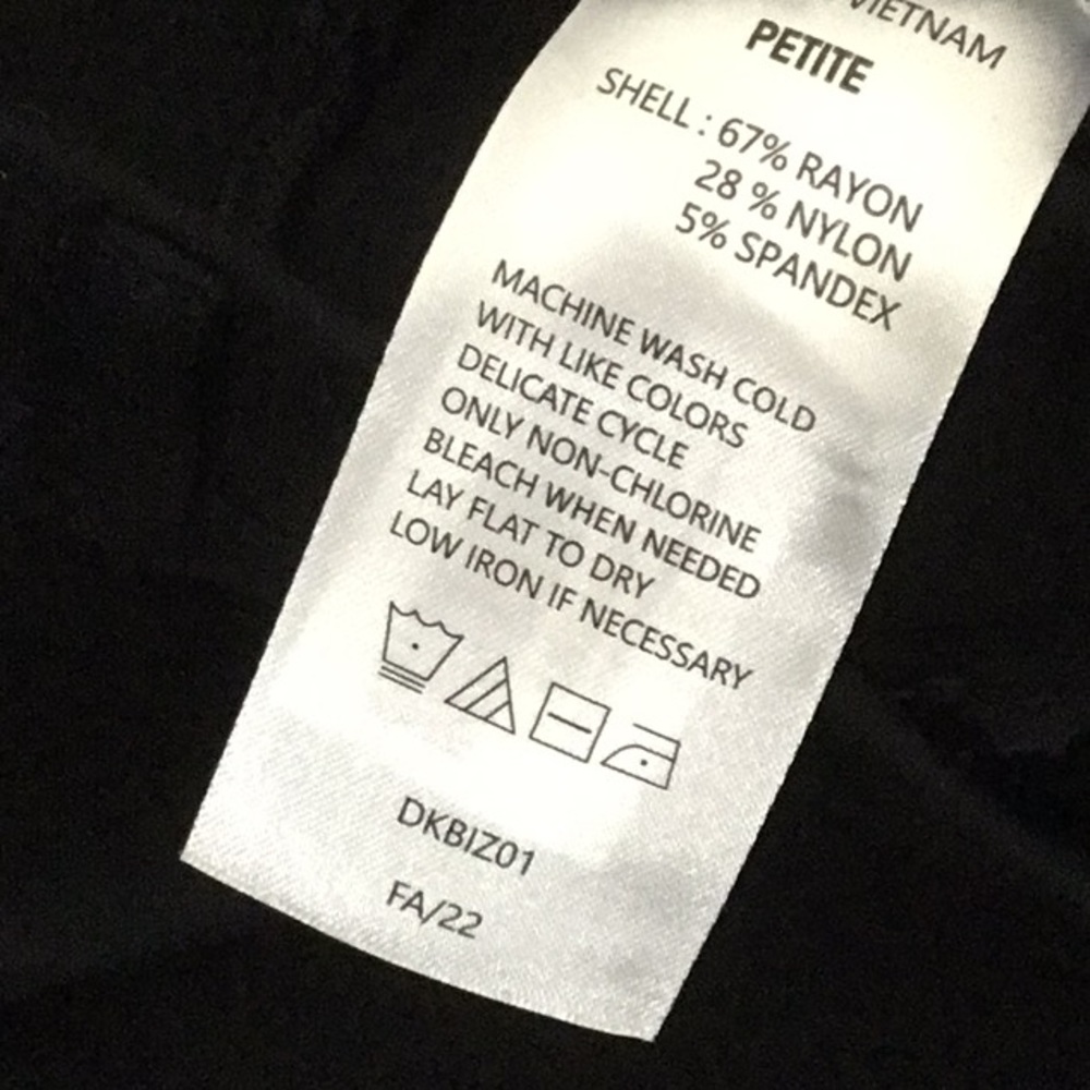 Quince, Pull on Ultra Stretch Ponte Bootcut Black Pant.Casual Career All Seasons - Picture 5 of 9